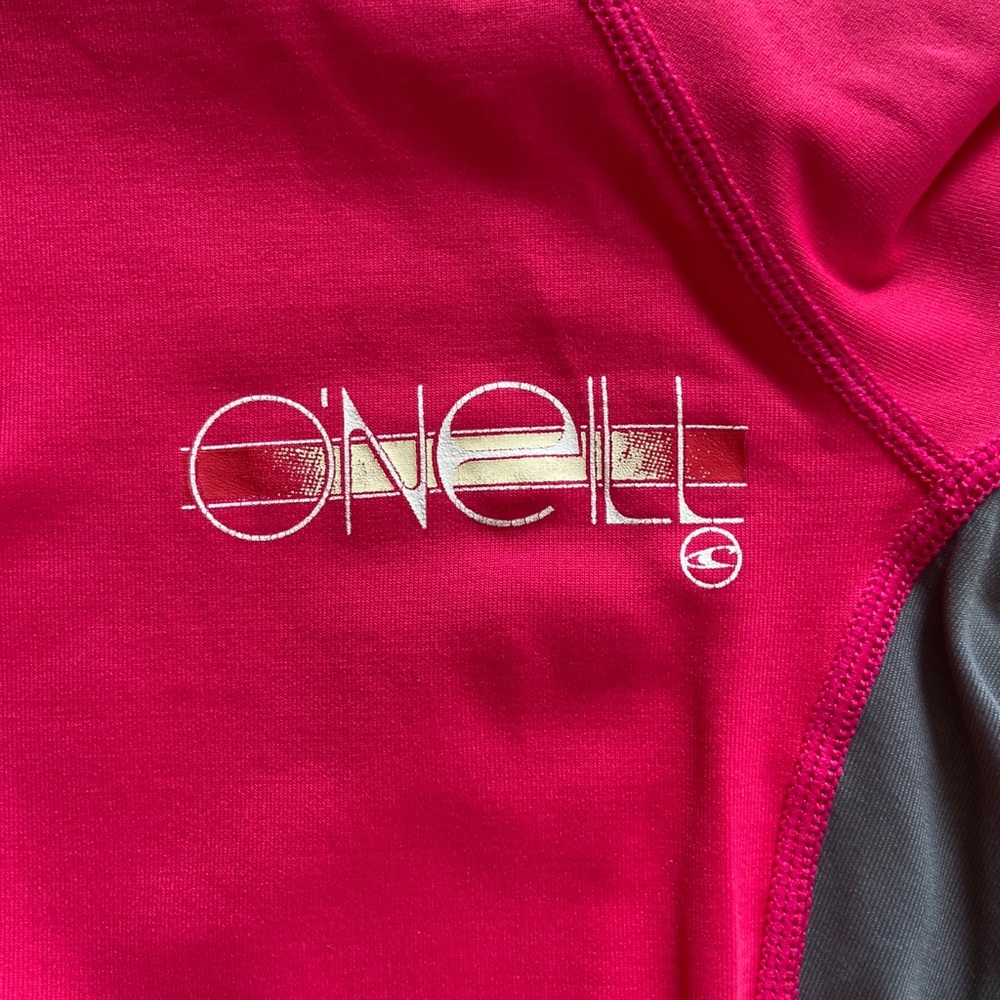 O’Neill Rash Guard - Picture 4 of 9